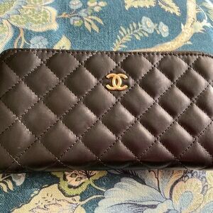 Quilted Black Designer Inspired Zip Around Wallet w/ Gold Charm